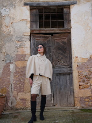 Solstice (Cape - White)